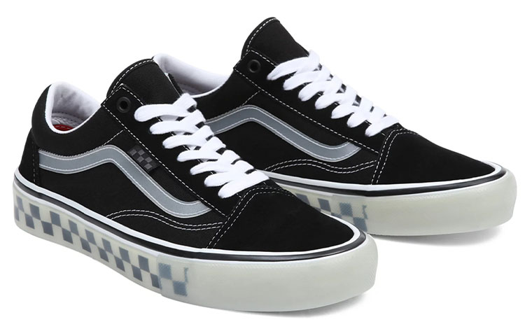 Lookbook Vans スケート オールドスクール 半透明ラバー (Vans Suke-to Ōrudosukūru Hantōmei Rabā) VN0A5FCBBCQ