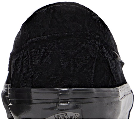 Vans Skate Gaya 53 'Hitam' VN0A5HEL5AA Sizing Vans Skate Gaya 53 'Hitam' VN0A5HEL5AA