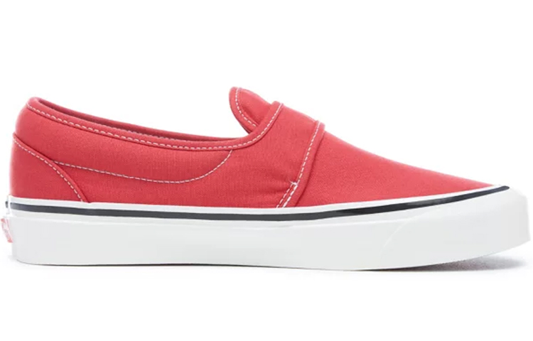 Order Vans Slip-On 47 V DX ''Rot'' VN0A3MVAR3V