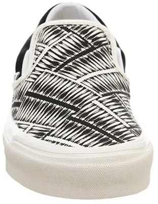 Vans Slip-On 98 Offspring 'Kelabu Putih' VN0A3AVAT0M1 Lookbook Vans Slip-On 98 Offspring 'Kelabu Putih' VN0A3AVAT0M1