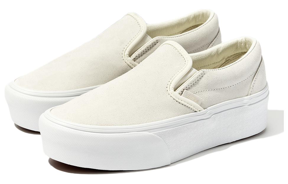 Lookbook Vans懒人鞋‘米色’ VN0A7Q5RFS8