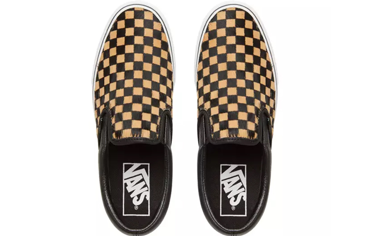 Shop ヴァンズ スリッポン 「カーフヘア」 VN0A38F7U76