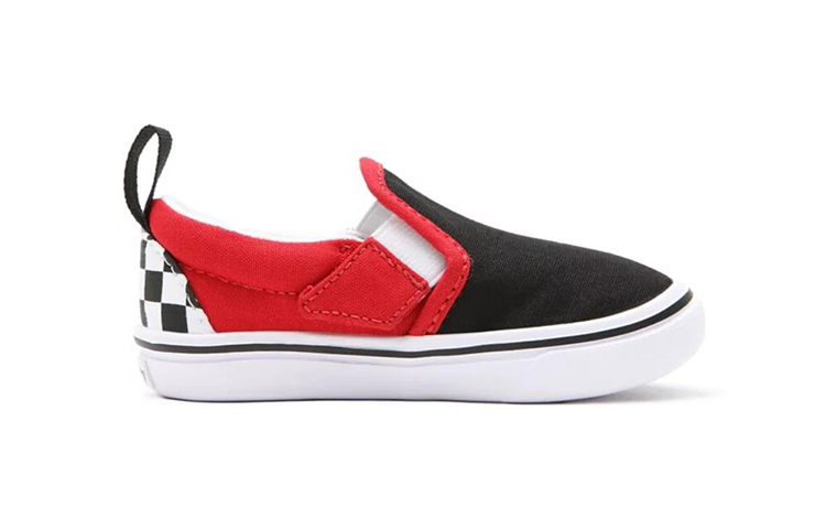 Order ヴァンズ スリッポン 黒/赤 (Vanz Surippon Kuro/Aka) VN0A4TZK35U