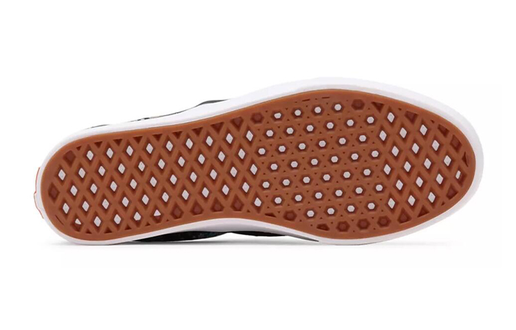 Shop Vans Slip-On Negro VN0A4UUB9AA