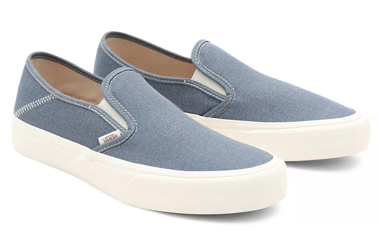 Lookbook Vans Slip-On Ringan Tahan Lama Sepatu Skate Denim Biru Kasual VN0A5HYQA01