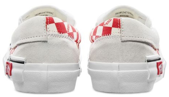 Vans Slip-On Cap Low Top Kasut Skate Unisex Merah Grid Putih VN0A3WM5TLJ Shop Vans Slip-On Cap Low Top Kasut Skate Unisex Merah Grid Putih VN0A3WM5TLJ
