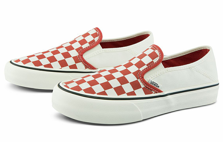 Order ヴァンズ スリッポン チェッカー レッド/ホワイト VN0A5HYQA02