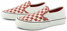 Order Vans Slip-on Catur Merah/Putih VN0A5HYQA02