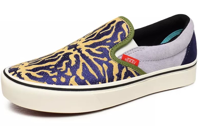 Order Vans 帆布鞋 ComfyCush '兔八哥 - 蓝图' VN0A3WMDWWG