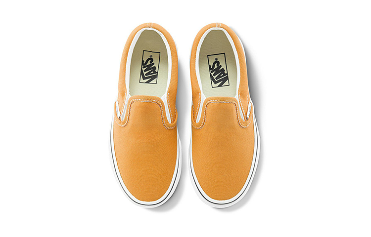 Lookbook バンズ スリッポン オレンジ (Vans Surippon Orenji) VN0A4BUT3SP
