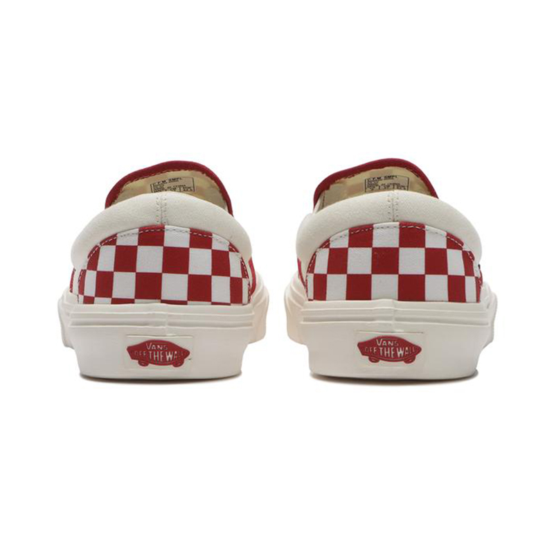 Lookbook Vans 經典輕量化懶人鞋 V261308005