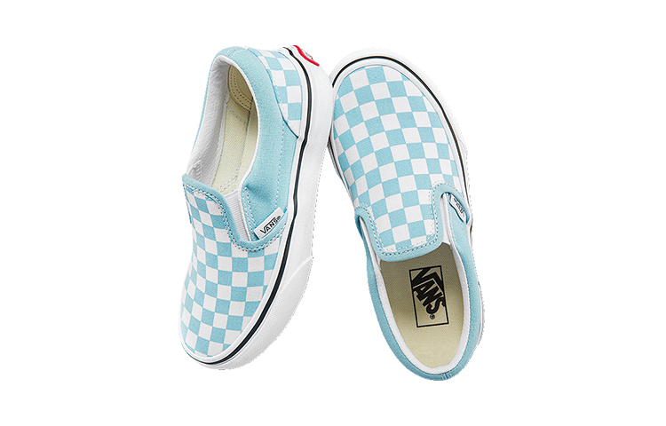 Shop Vans スリッポン ローカット (青/白) VN0A5KXM7TC