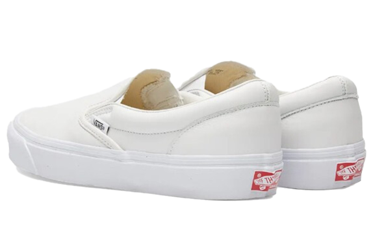Lookbook Vans Slip-On LX Cuir ''Blanc'' VN000UDF1NT