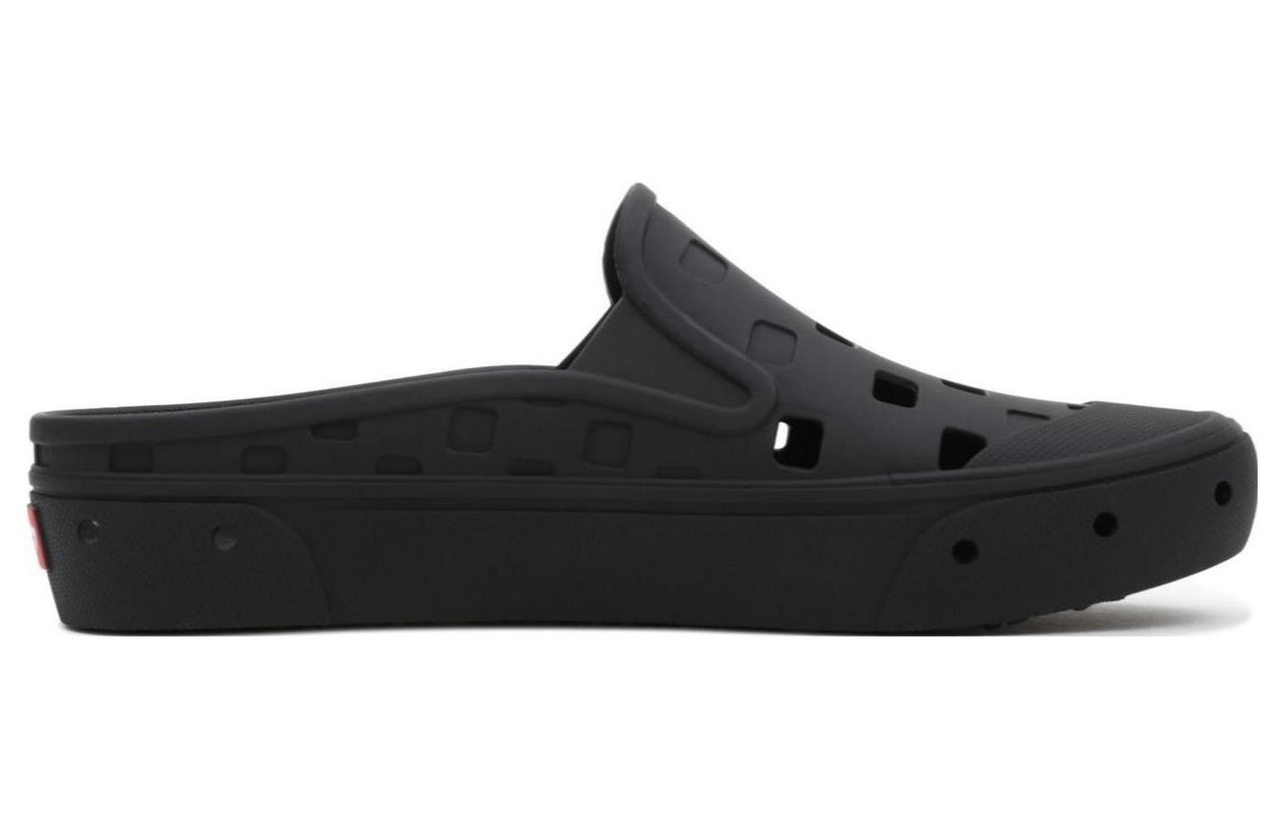 Lookbook Vans Slip-On Mule TRK 'Black' VN0005V8BLK