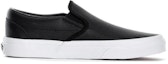 Order Vans Slip-On Kulit Berlubang 'Hitam' VN000XG8DJ6