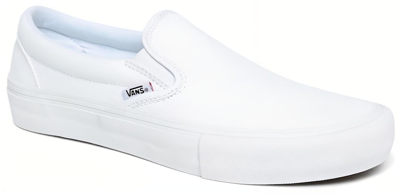 Vans经典白色Slip-On Pro滑板鞋 VN0A347VWWW Lookbook Vans经典白色Slip-On Pro滑板鞋 VN0A347VWWW