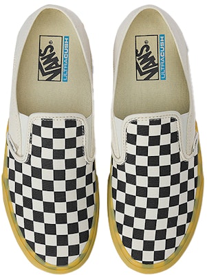 Vans Slip-On SF“棋盘格 - 黑色棉花糖胶” VN0A5HYQ1KP Lookbook Vans Slip-On SF“棋盘格 - 黑色棉花糖胶” VN0A5HYQ1KP