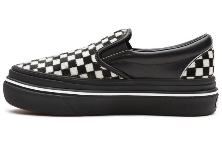 Vans Slip-on Shoes Black/White VN0A4U1F50A