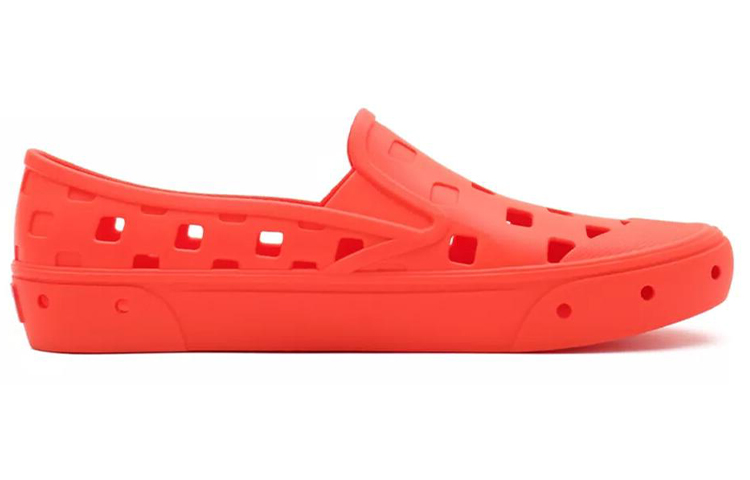 Order Vans Slip-on Trk Jingga/Merah VN0A5HF8ORA