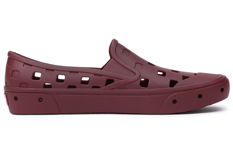 Order 范斯红色Slip-On Trk 休闲鞋 VN0A5HF8TWP