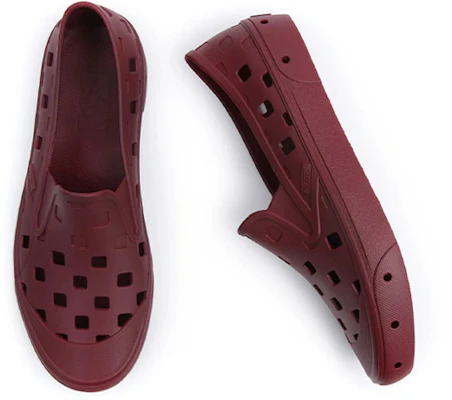 范斯红色Slip-On Trk 休闲鞋 VN0A5HF8TWP Shop 范斯红色Slip-On Trk 休闲鞋 VN0A5HF8TWP