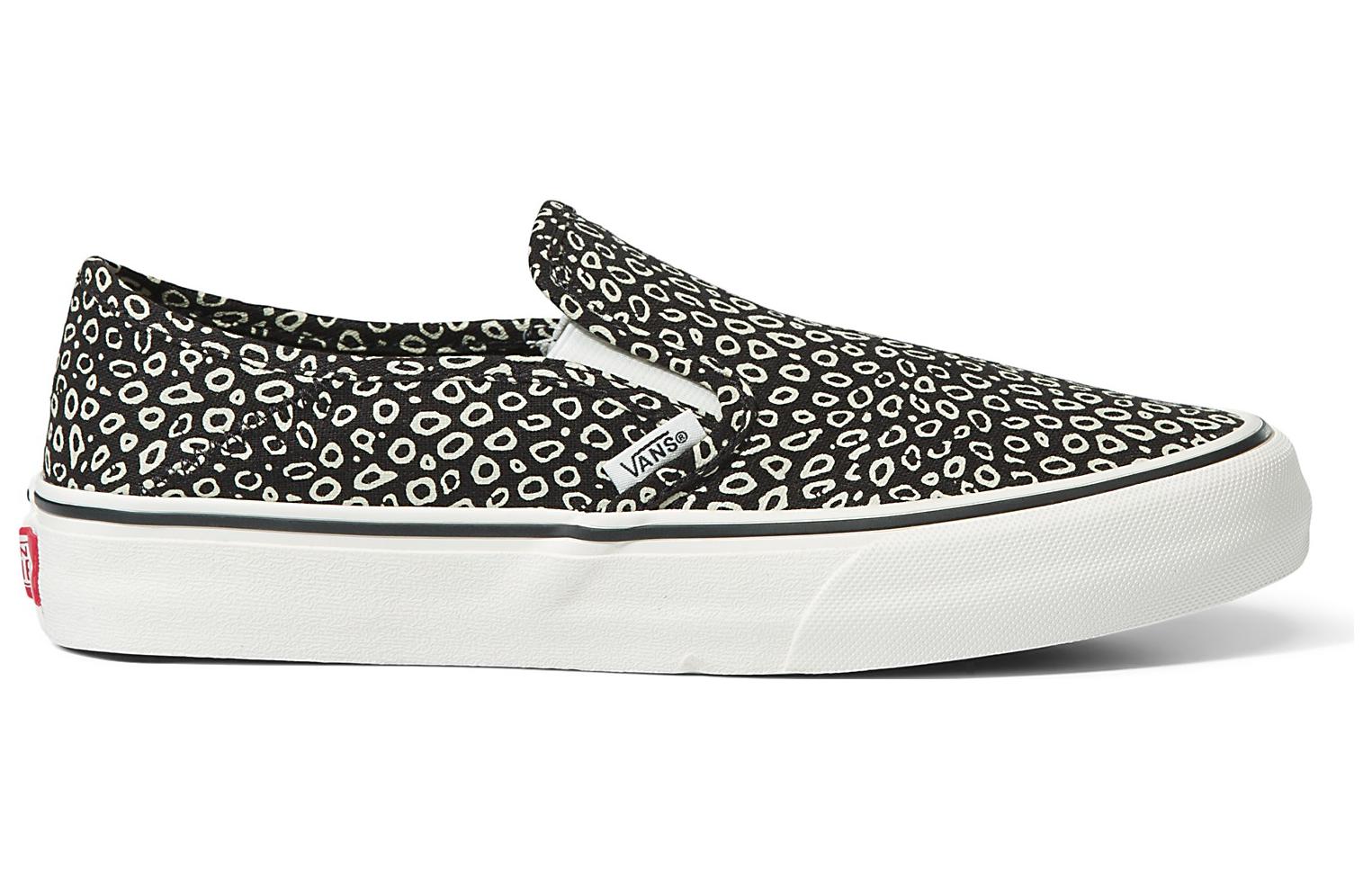 Order Vans Slip-On VR3 SF Noir Blanc VN0A4BX84WM