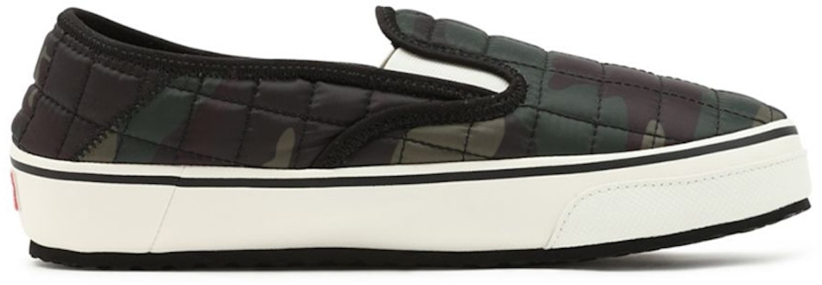 Vans 男女款 尼龙 Slip-Er 2 低帮运动鞋 黑/白 VN0A4UWO8KC Order Vans 男女款 尼龙 Slip-Er 2 低帮运动鞋 黑/白 VN0A4UWO8KC