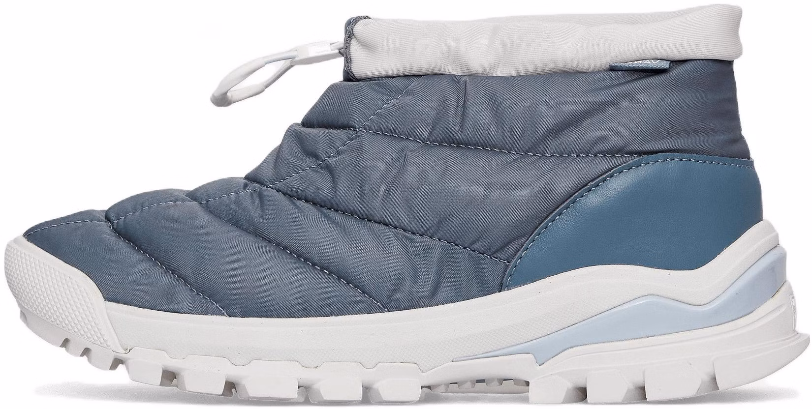 vans-slip-hiker-lx-cabin-fever-stormy-weather