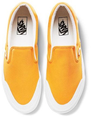 Vans CLASSIC SLIPON 138 Kuning VN0A3TKBUVF Lookbook Vans CLASSIC SLIPON 138 Kuning VN0A3TKBUVF