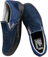 Vans 中性滑板一脚蹬鞋 黑色/蓝色 VN0A4BWDNGV Shop Vans 中性滑板一脚蹬鞋 黑色/蓝色 VN0A4BWDNGV