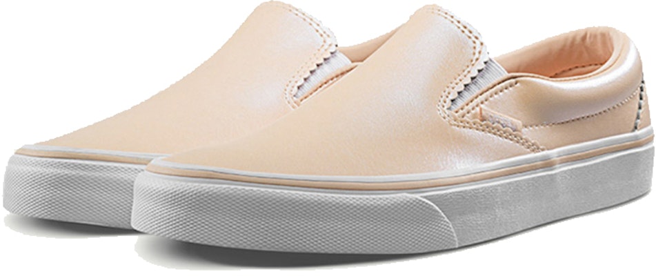 Vans 便穿 休閒 輕便防滑 低筒 板鞋 女款 粉紅色 Shop Vans 便穿 休閒 輕便防滑 低筒 板鞋 女款 粉紅色