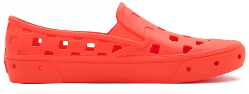 Vans Slip-on Trk 透氣耐磨防滑 低筒休閒板鞋 橙紅 Order Vans Slip-on Trk 透氣耐磨防滑 低筒休閒板鞋 橙紅