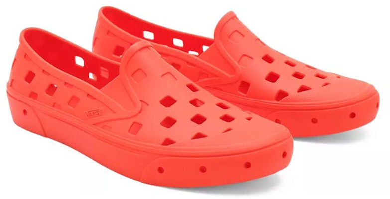 Vans Slip-on Trk 透氣耐磨防滑 低筒休閒板鞋 橙紅 Lookbook Vans Slip-on Trk 透氣耐磨防滑 低筒休閒板鞋 橙紅