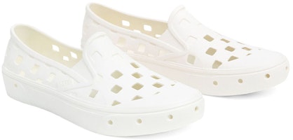 Vans Slip-On Trk 運動洞洞涼鞋 男女同款 白 Lookbook Vans Slip-On Trk 運動洞洞涼鞋 男女同款 白