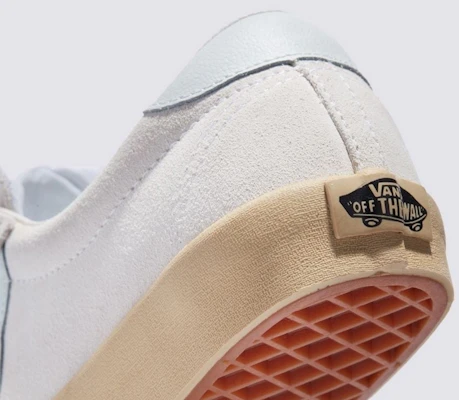 バンズ スポーツ ロー ライトガム ホワイト カジュアル スニーカー VN000D1PCJA Purchase バンズ スポーツ ロー ライトガム ホワイト カジュアル スニーカー VN000D1PCJA