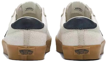 반스 스포츠 로우 슈즈 '마시멜로' (50 characters) VN000CQRBO5 Shop 반스 스포츠 로우 슈즈 '마시멜로' (50 characters) VN000CQRBO5