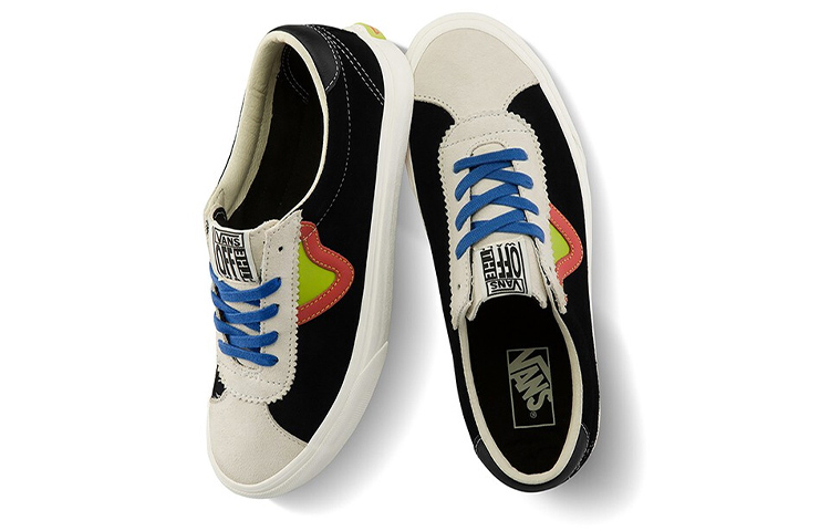 Lookbook Vans Deportivas Negras VN0A4BU627R