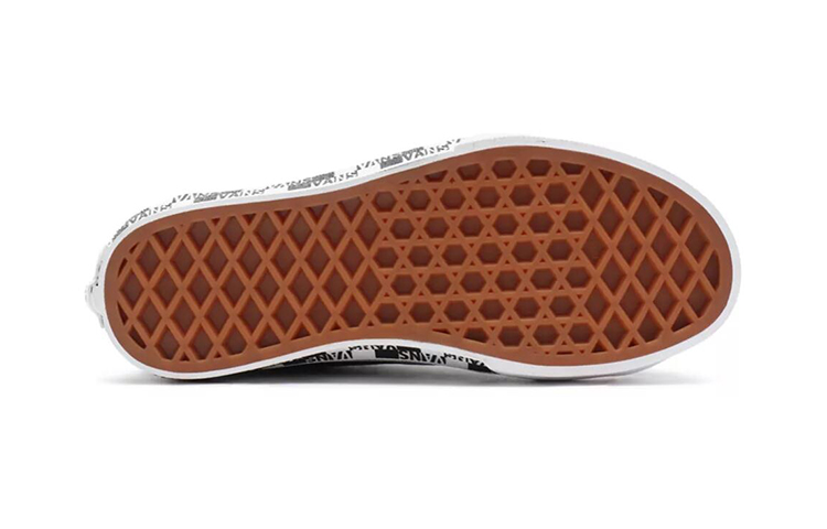 Shop Vans ヴァンズ 耐摩耗 滑り止め ローカット スケシュー 黒 VN0A54EYA2Q