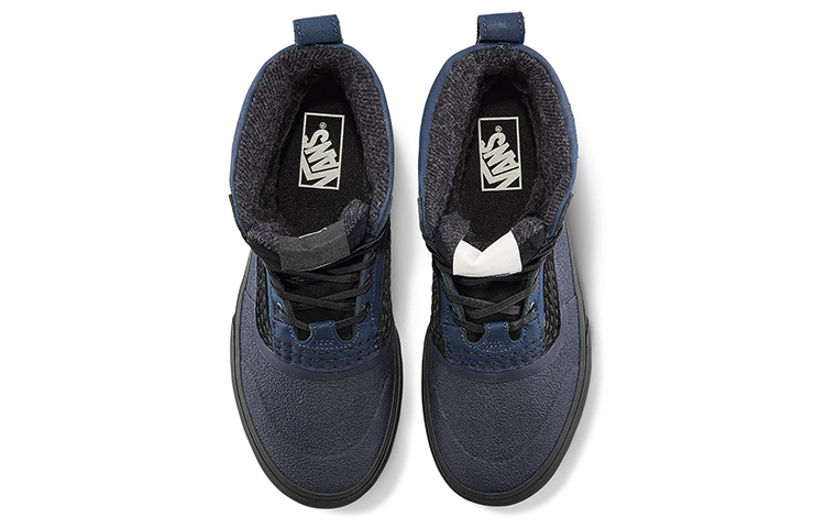 Shop Vans Standard Mid MTE ''Bleu Profond'' VN0A54FU0CM