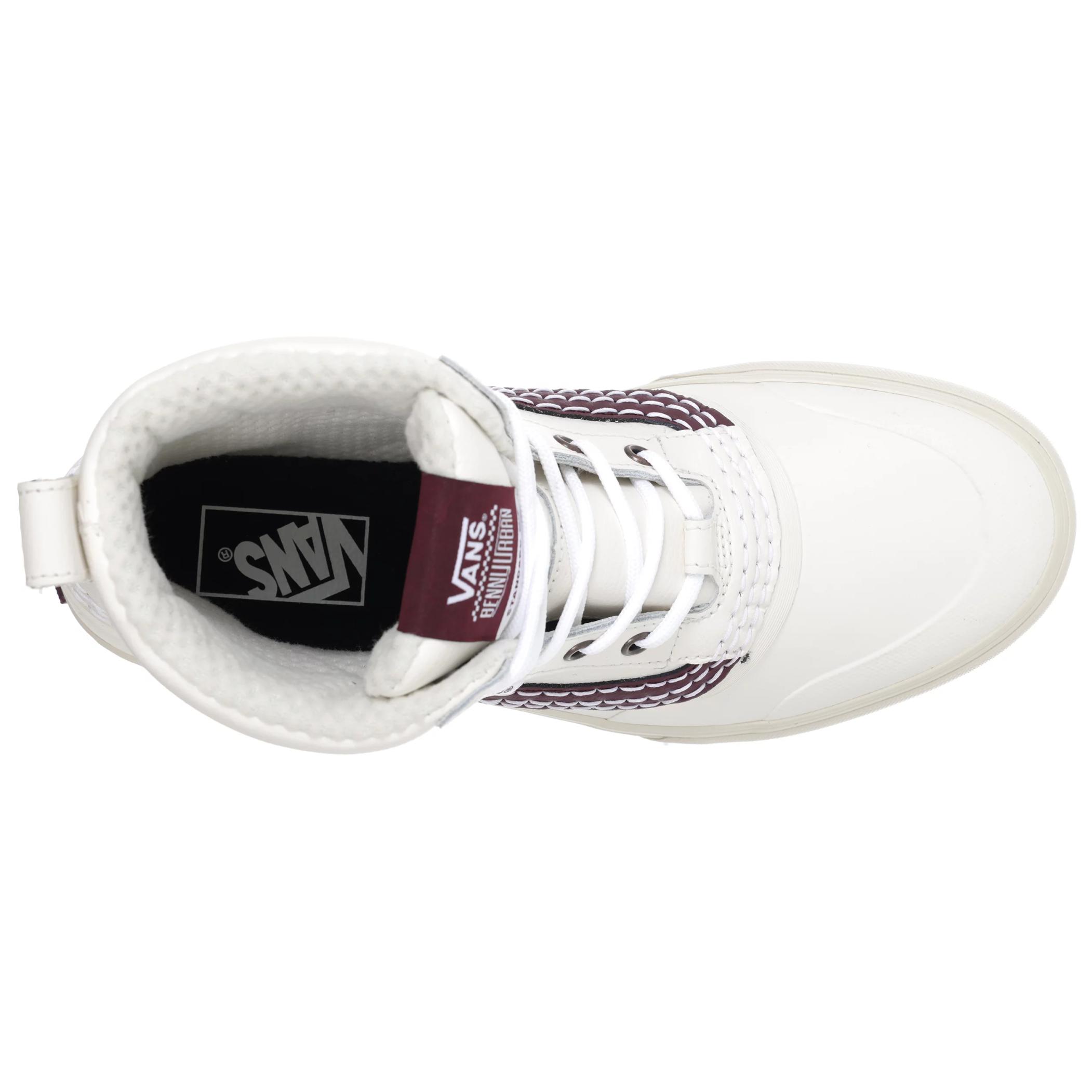Lookbook Vans Standard Mid Snow MTE ''Marshmallow Burgundy'' Scarpe da Neve VN0A5JHZQJK
