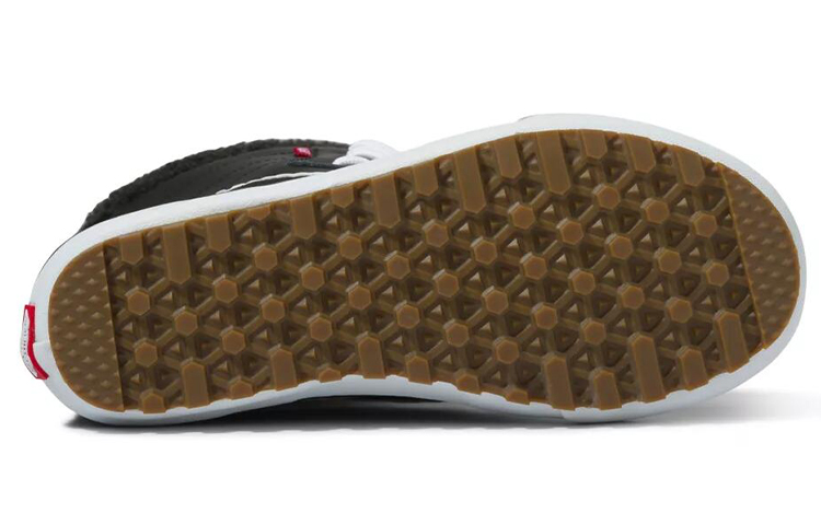 Details for Kasut Vans Standard Snow MTE 'Hitam Putih' VN0A5JI1Y28