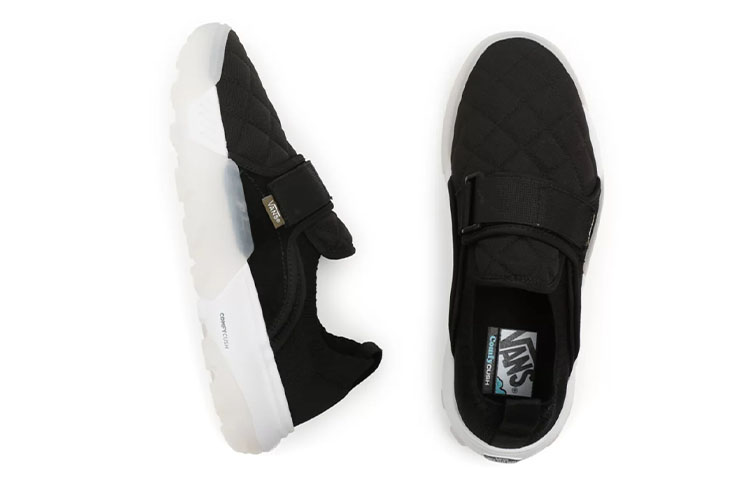 Shop Vans Staple Coast 舒适Cush黑色款 VN0A5JMCOS7