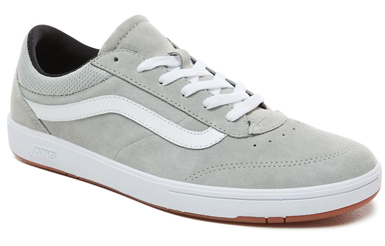 Lookbook Vans STAPLE ULTRACUSH CRUZE 'Kelabu Putih' VN0A3WLZVTV