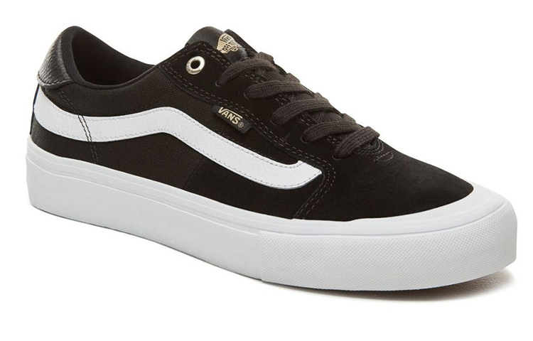 Lookbook Vans Gaya 112 Pro Hitam dan Putih VN0A347XBEH1