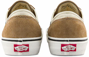Purchase Vans Style 136 Decon Vr3 SF 滑板鞋 男女款 棕色