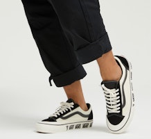 반스 스타일 36 블랙화이트 '블랙 화이트' VN0A3ZCJ9IG Purchase 반스 스타일 36 블랙화이트 '블랙 화이트' VN0A3ZCJ9IG