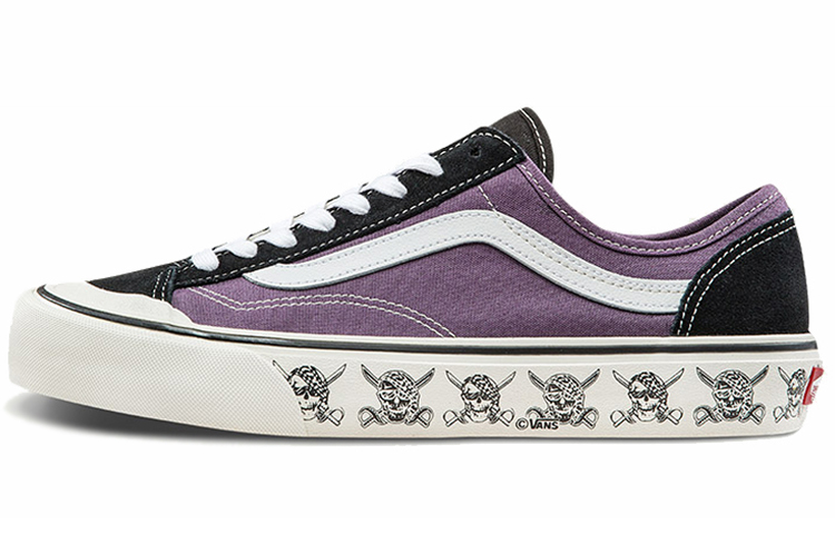 Vans Style 36 Decon SF 'Skulls' VN0A3MVLVLB