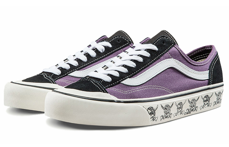 Lookbook Vans Style 36 Decon SF ''Skulls'' Sneakers VN0A3MVLVLB