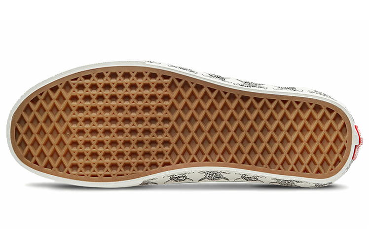 Purchase Vans Style 36 Decon SF ''Skulls'' Sneakers VN0A3MVLVLB