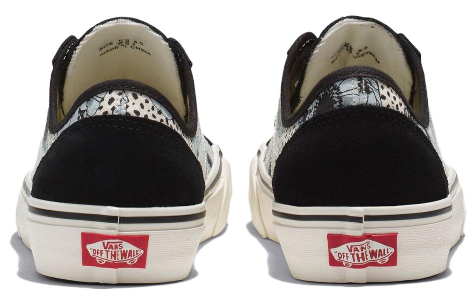 Shop Vans Style 36 Decon VR3 鞋款 '黑白蓝' VN0007R2Y40